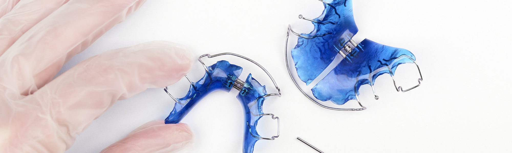 Tips for Maintaining Your Retainer in Winter